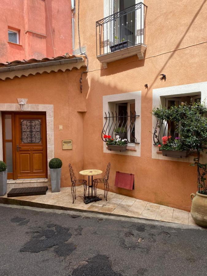 Maison de Village aux portes du verdon Salernes Extérieur photo